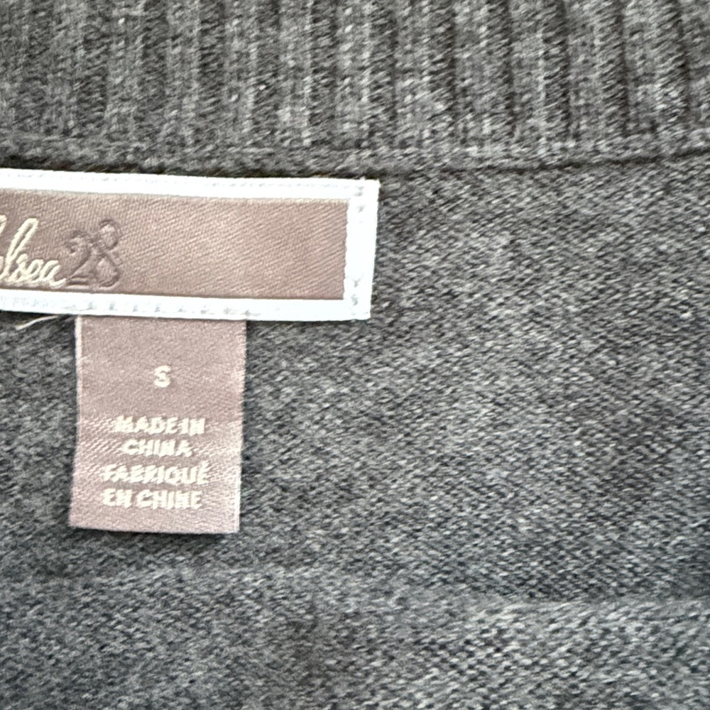 Chelsea28 Detailed Button Pullover, gray, S - Picture 9 of 11